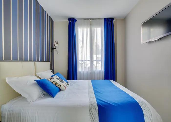 Hotel Riviera Elysees Parigi